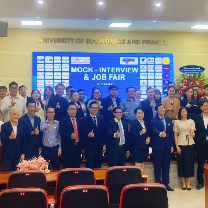 Career Today có mặt tại chương trình UEF Mock - Interview & Job Fair